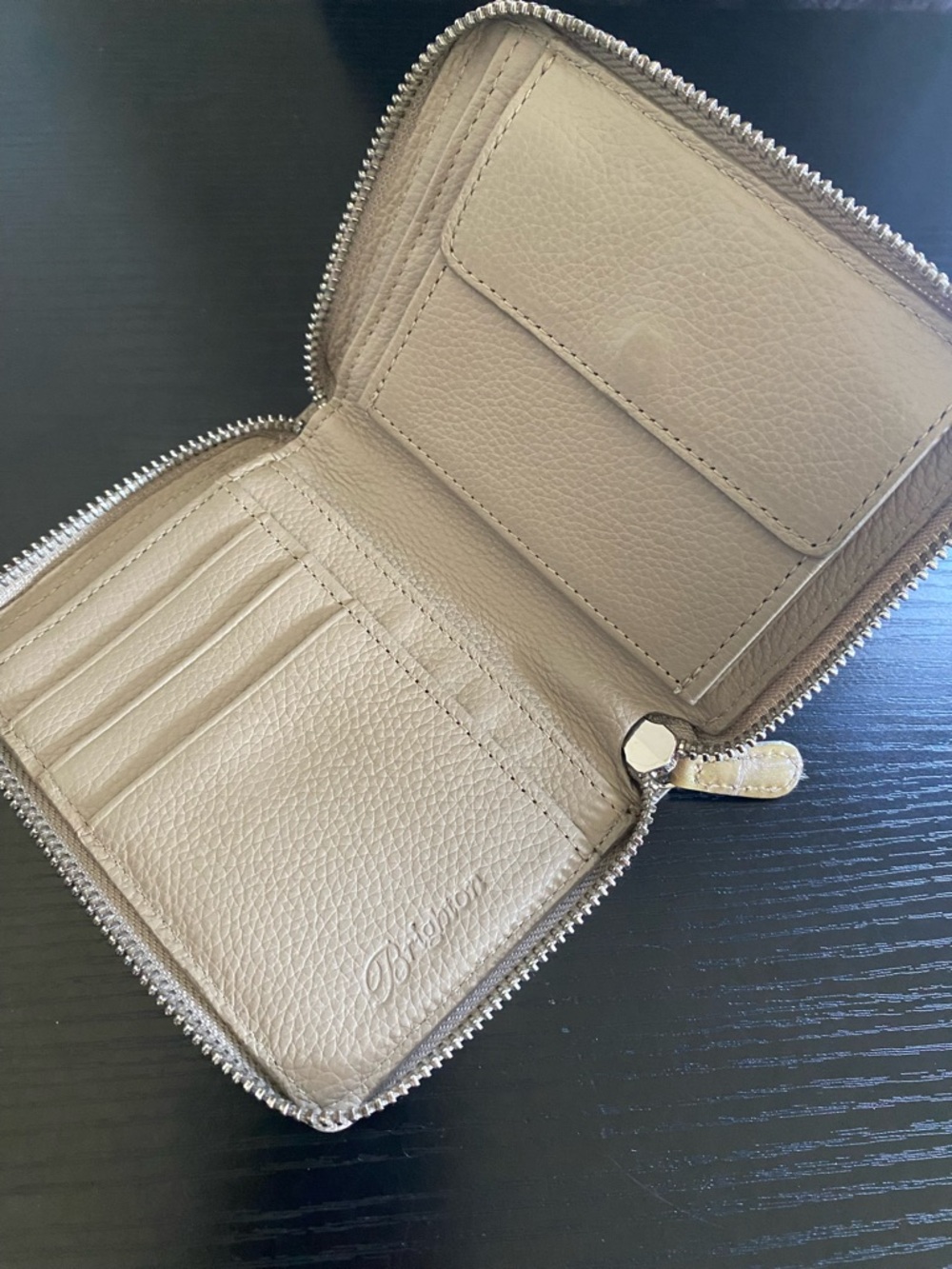 Brighton Wallet Bellissimo with the silver heart logo - Picture 4 of 7